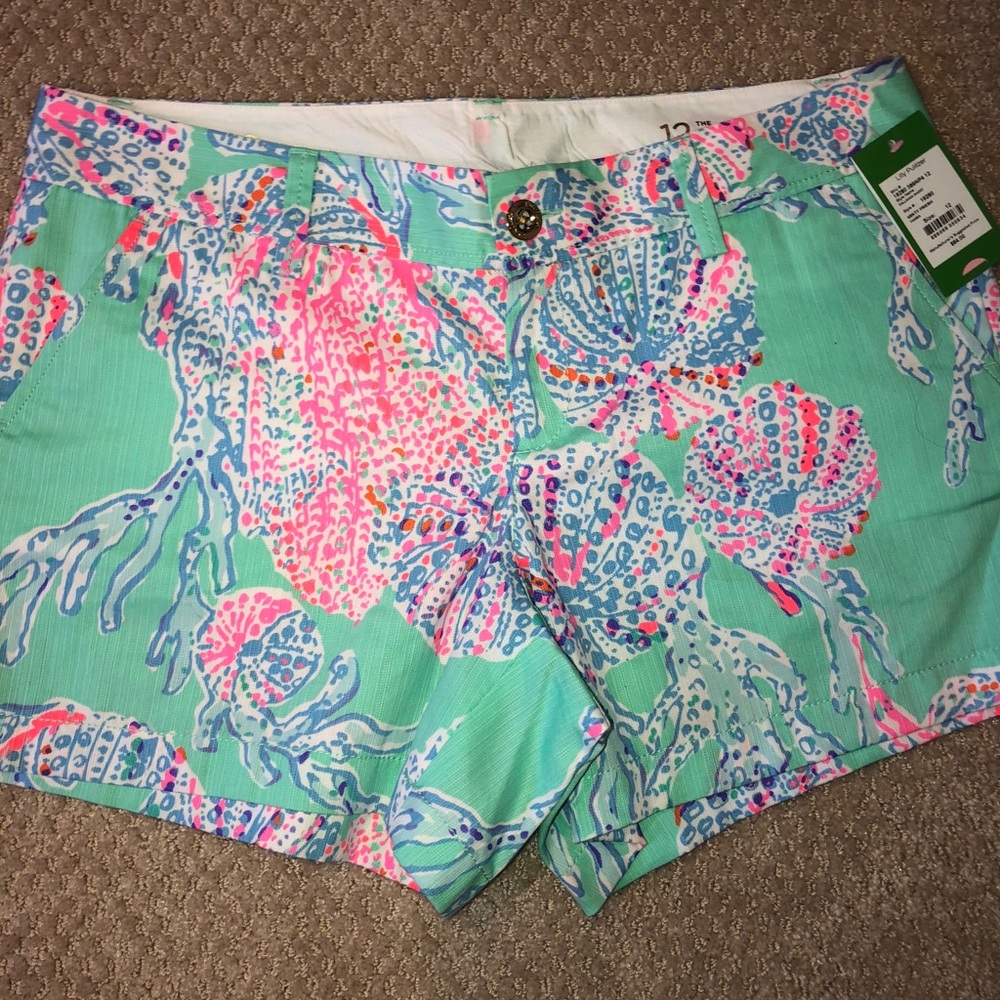 BRAND NEW. Lilly Pulitzer Callahan Shorts size 12